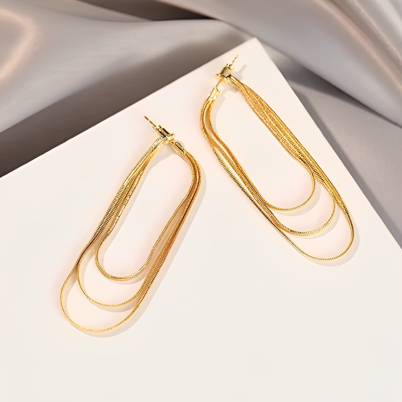Liviana | Multi-layered hoop earrings