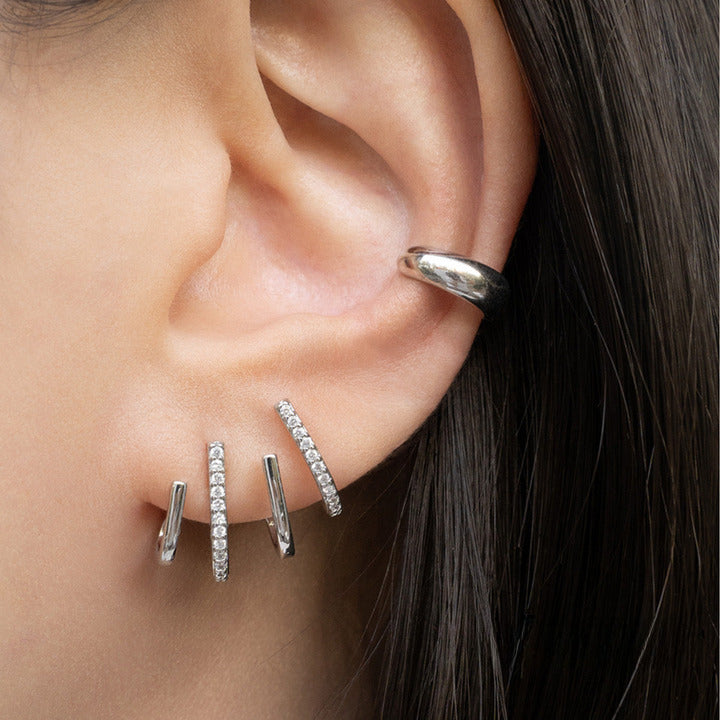 AuraTwist | Claw Earrings