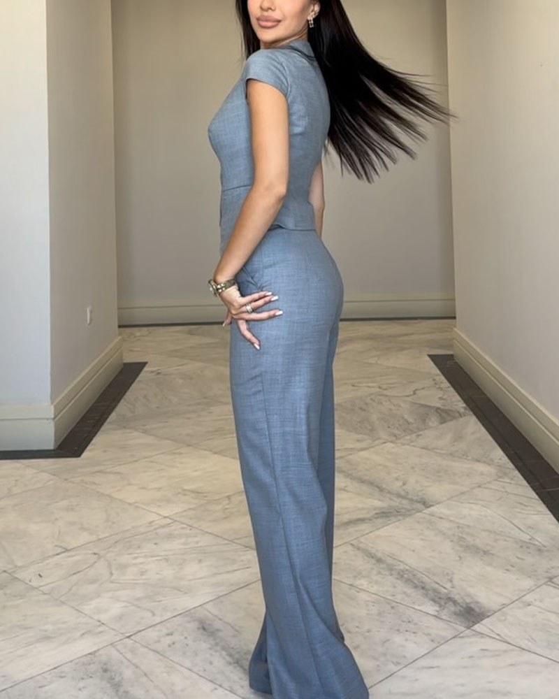 Elnora | Two-piece set with V-neck top and pants