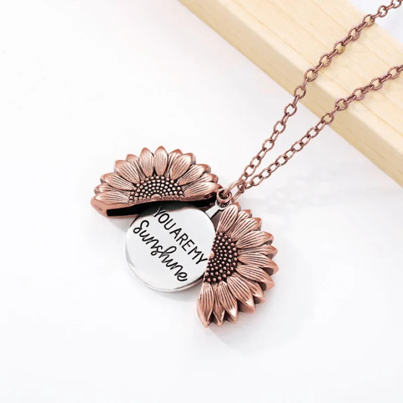 SunBloom | Sunflower Necklace