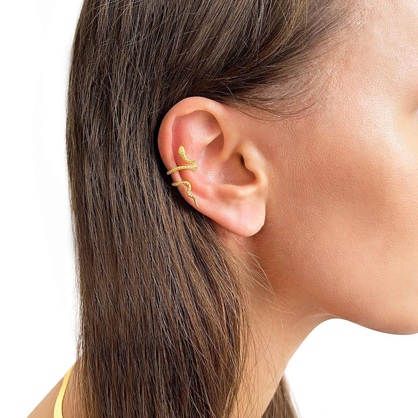 Medusa | Elegant snake earring