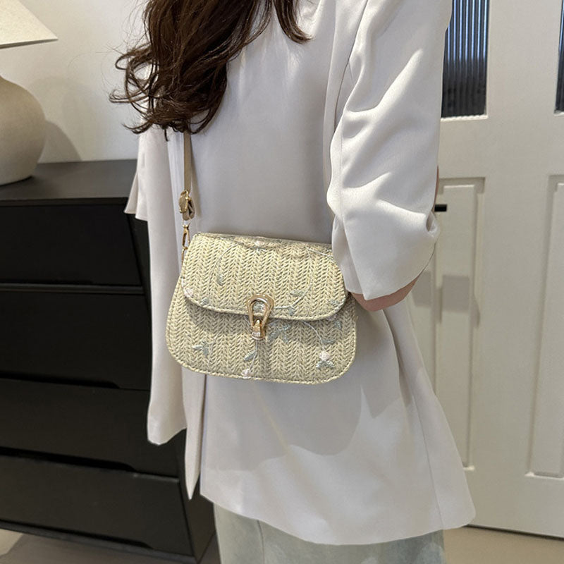 Louella | Woven shoulder bag