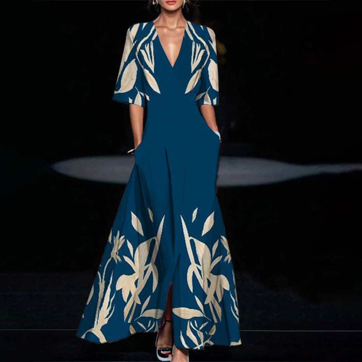 Carmen | שמלה עם שרוולים קצרים