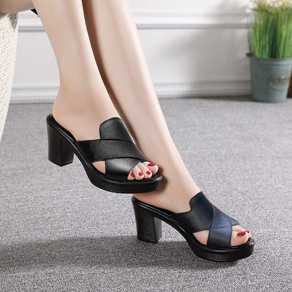 AuraHeels | סנדלי עקב גבוהים בפלטפורמה