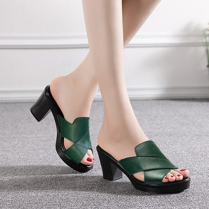 AuraHeels | סנדלי עקב גבוהים בפלטפורמה