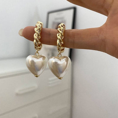 PearlAmour | Elegant heart earrings
