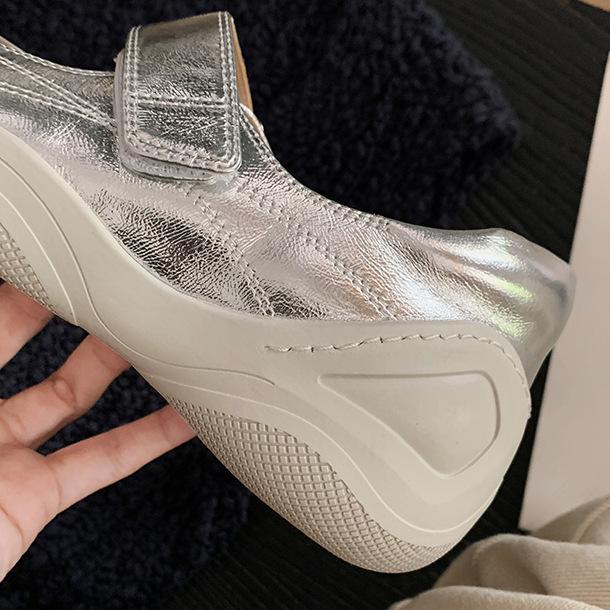 SoleBella | Everyday orthopedic shoes for women