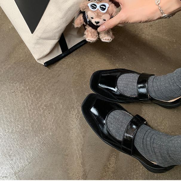 SoleBella | Everyday orthopedic shoes for women