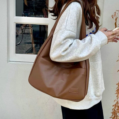 Minerva | A leather bag that attracts compliments!