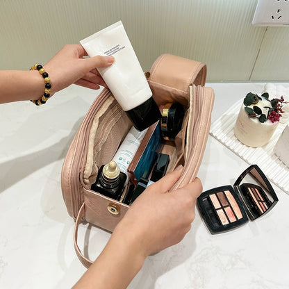 TravelTrend | Your fashionable companion on every adventure!