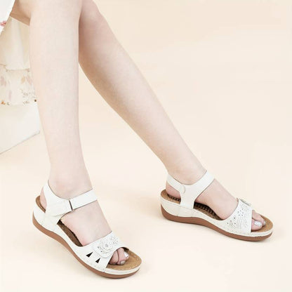 ComfyStep | סנדלי עיסוי טריז