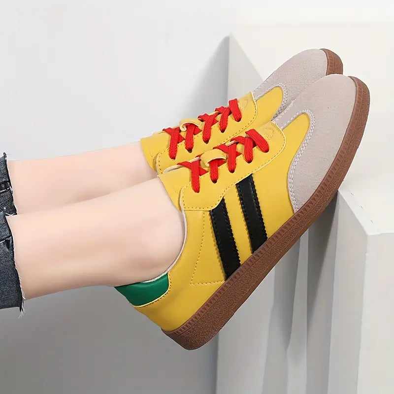 ElleStride | נעלי ספורט