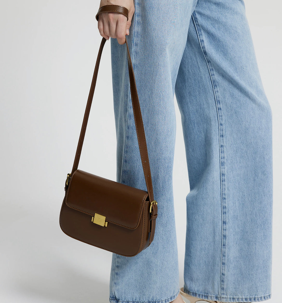 Regina | Minimalist handbag 100% leather