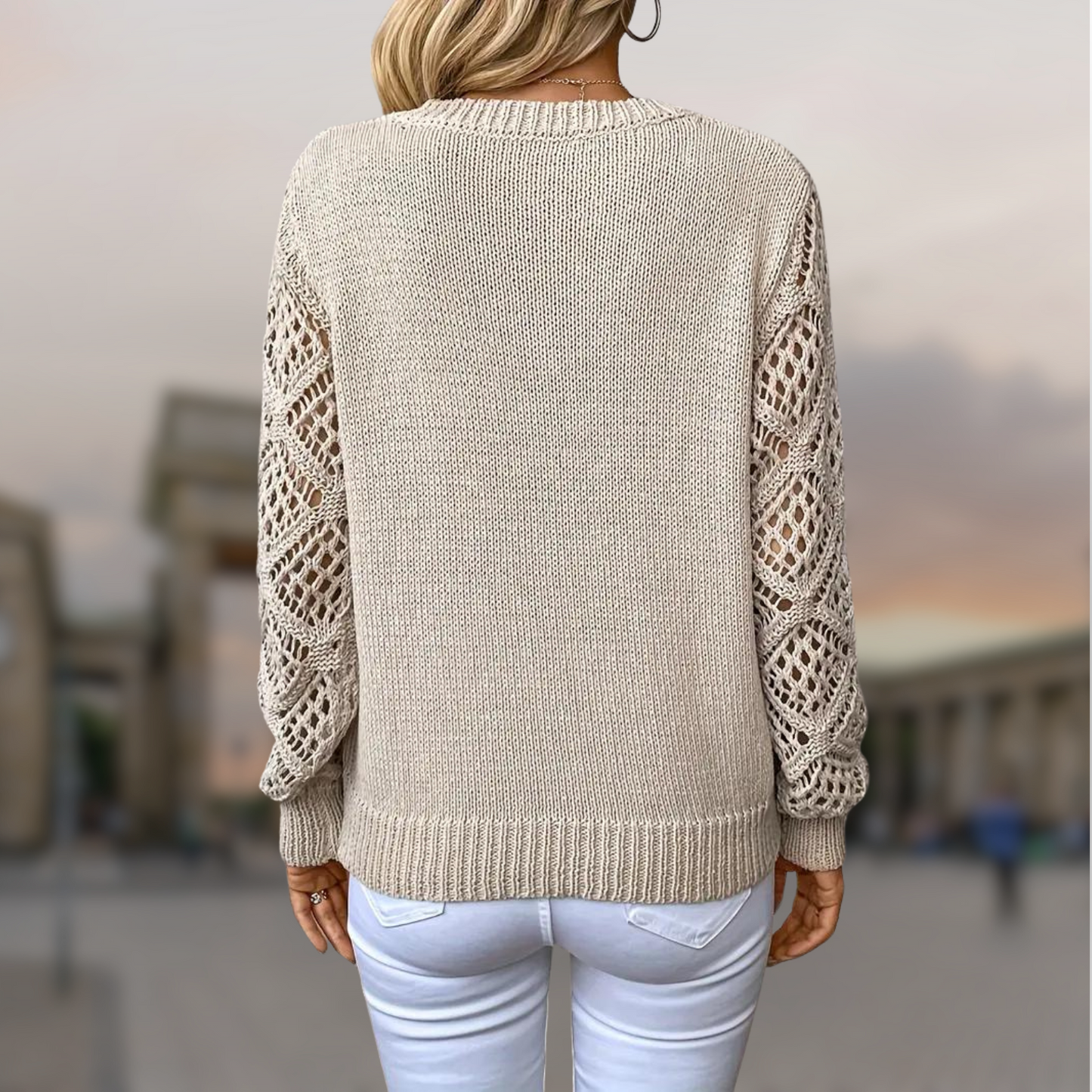 Erna | Lace sleeves knitted sweater