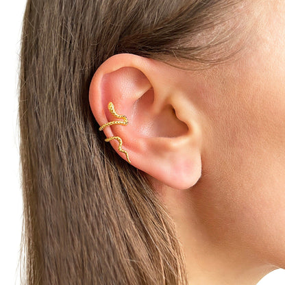 Medusa | Elegant snake earring 