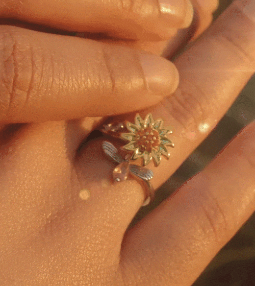 Flora | Elegant flower ring 
