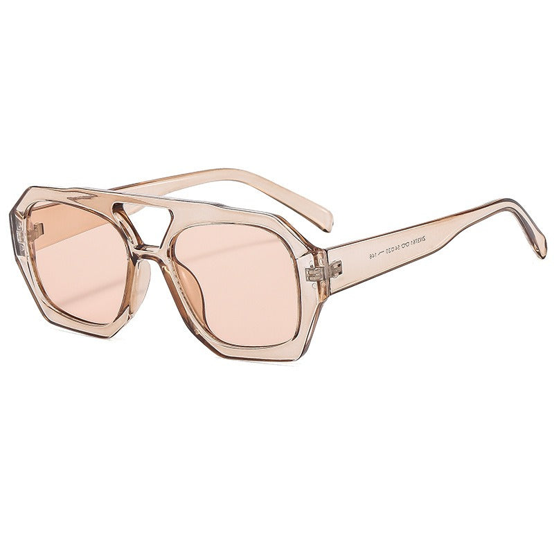 Crissa | משקפי השמש הוויראליים