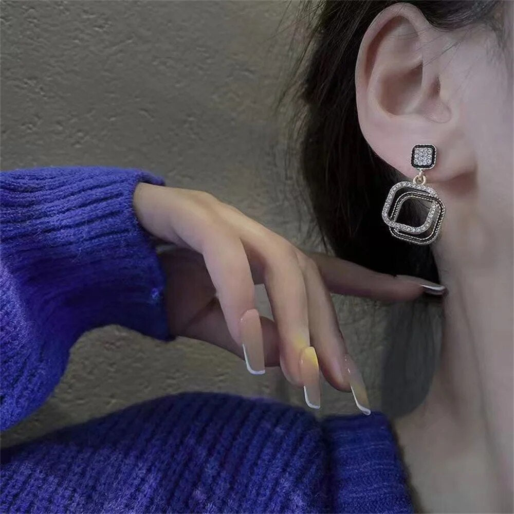 CubeCharm | נוצץ ללא מאמץ, זוהר ללא סוף!