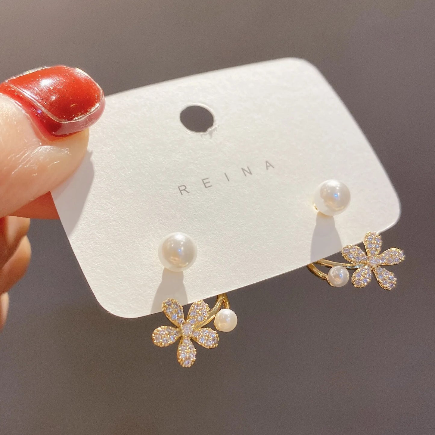 FloraGem | Bloom with elegance in every outfit!