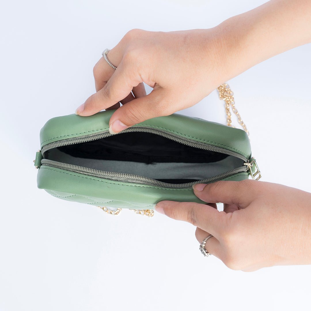 GoldTouch | Handmade embroidered crossbody bag with chain