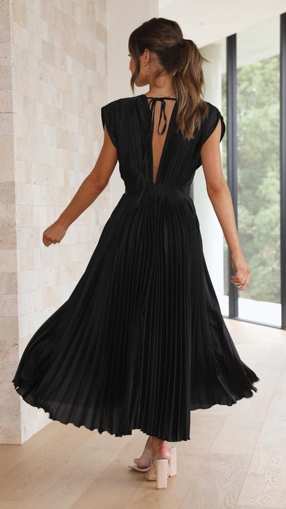 Belinda | Classic Pleated Dress 