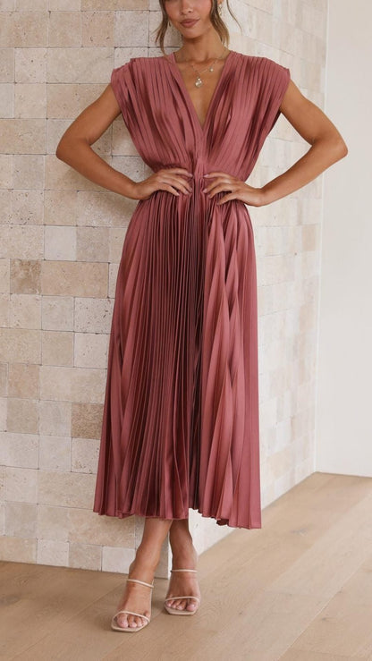 Belinda | Classic Pleated Dress 
