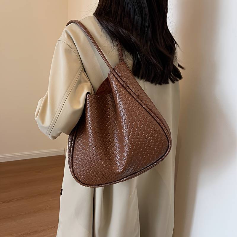 ChicCarry | הדגישו את האורה שלכם עם יופי נצחי!