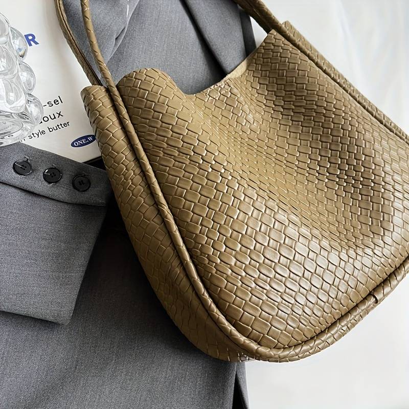 ChicCarry | הדגישו את האורה שלכם עם יופי נצחי!