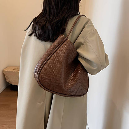 ChicCarry | הדגישו את האורה שלכם עם יופי נצחי!