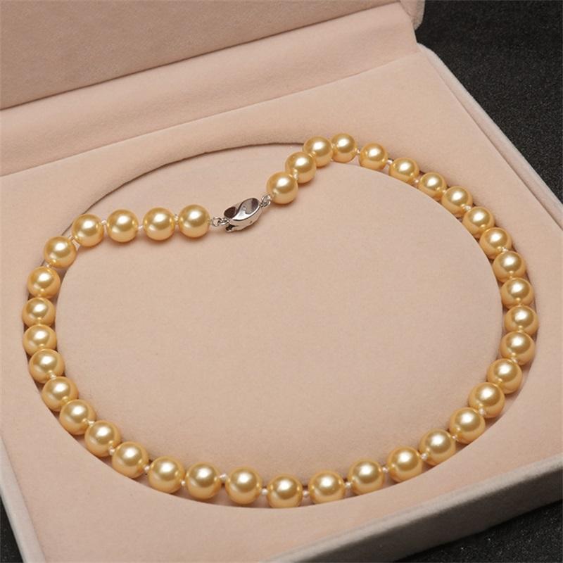 Aurelia | Elegant pearl necklace
