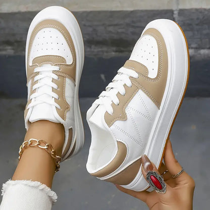 ChicStride | סניקרס קז'ואל קולורבלוק