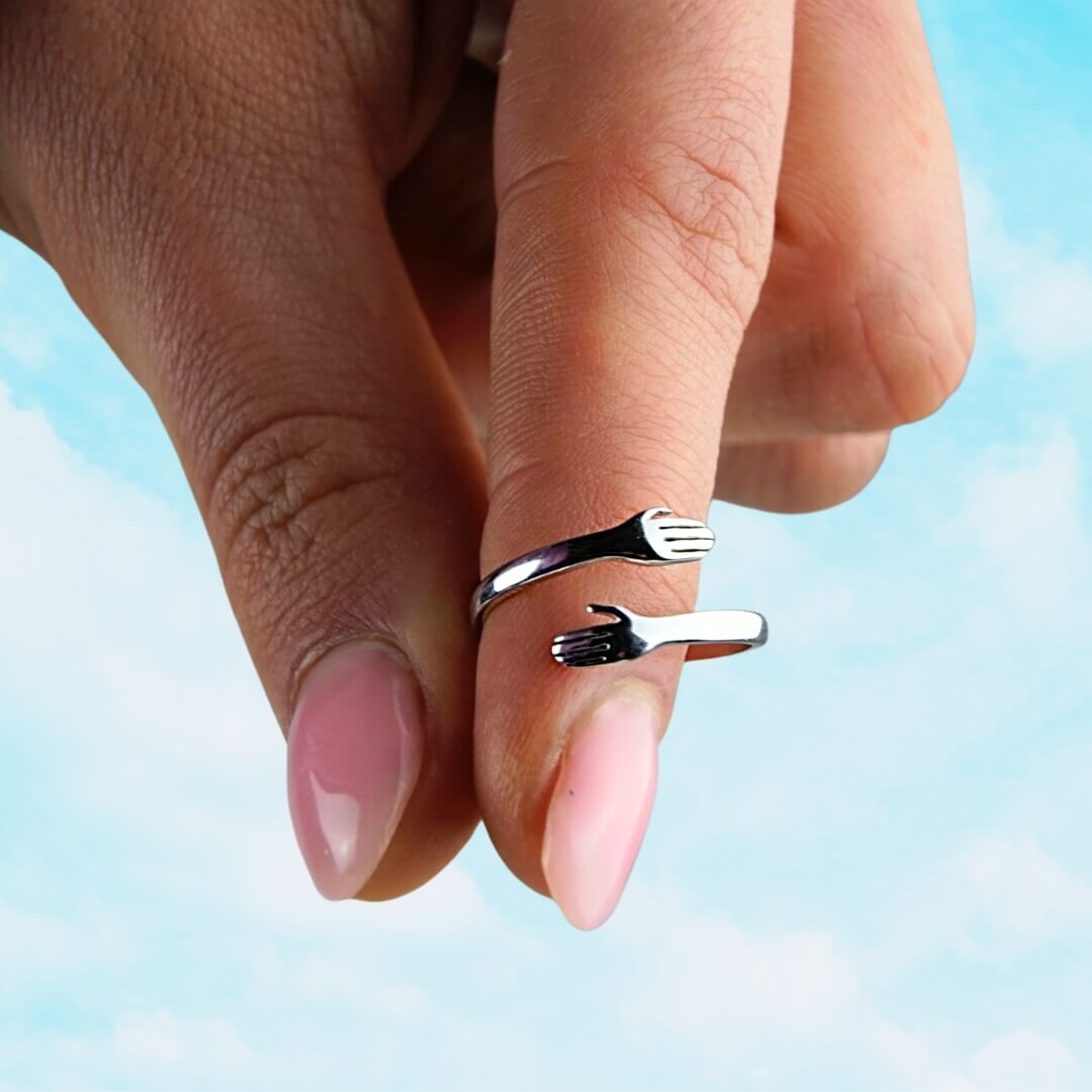 Tala | Hugging Ring 