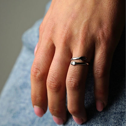 Tala | Hugging Ring 